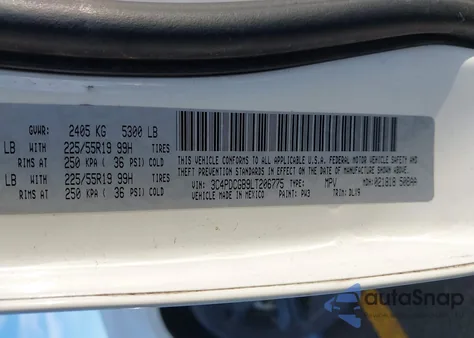 2020 Dodge Journey Crossroad z USA, uszkodzony, nr VIN 3C4PDCGB9LT206775